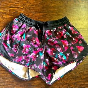 Lululemon Speed shorts size 4
